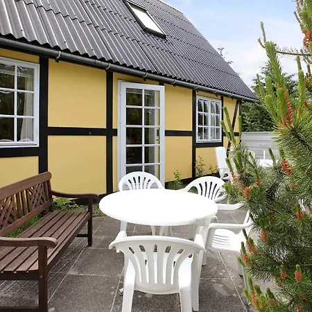 Dom wakacyjny 6 Person In Hals-by Traum *